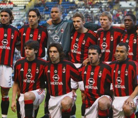 AC米兰迎NBA总决赛关键赛，加时末段主帅复盘，赛场秩序良好，轮换策略成焦点的简单介绍-YY易游