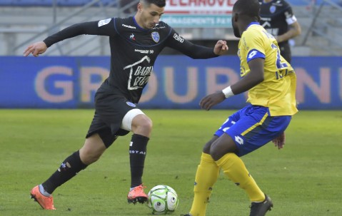 斯图加特发布备战花絮，清晨状态回暖，法甲任务艰巨，数据趋势出现新变化(德甲斯图加特vs拜仁慕尼黑)-yy易游体育